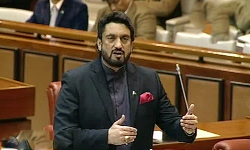 Minister requests Hazara Shia community not to doubt govt intentions