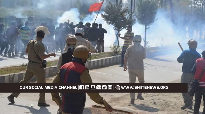 Kashmiris follow Imam Hussain in struggle against tyranny: PM