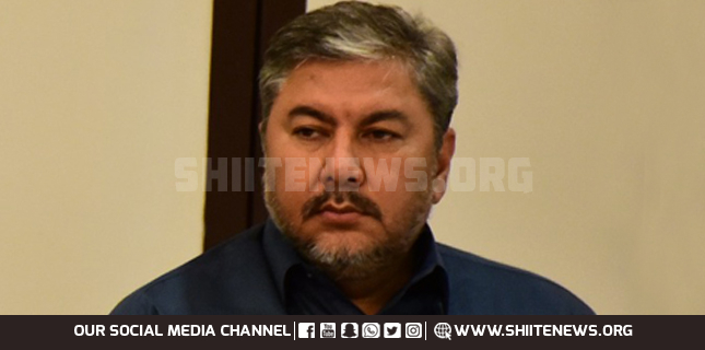 FC personnel fire upon car of former Law Minister Balochistan Agha Raza