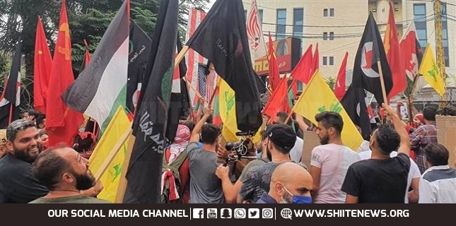 Protesters in Beirut