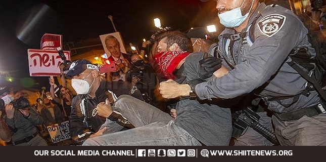 Israeli police arrested anti-Netanyahu protesters
