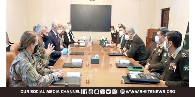 Zalmay Khalilzad and US General meet Pakistan Army Chief at GHQ