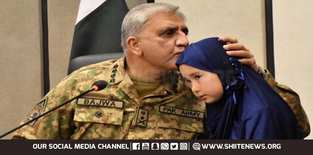 Pakistan Army Chief meets families of martyred Hazara Shia coalminers