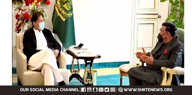Sheikh Rashid briefs Prime Minister about failed talks with Hazara Shia elders