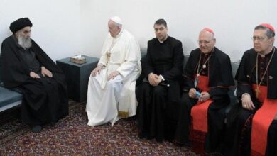 Pope Francis meets Ayatollah Sistani while latter laments sufferings of humanity