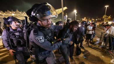 Palestinians wounded