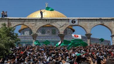 Tens of thousands of Palestinians hold prayers in Al-Aqsa Mosque