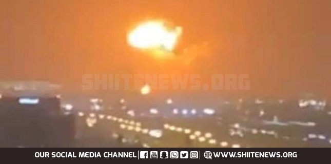 Huge explosion hits ship anchored off Dubai+Video
