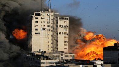 Israeli warplanes bomb several locations across Gaza
