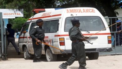 Suicide bomb blast in Somali capital leaves 10 dead