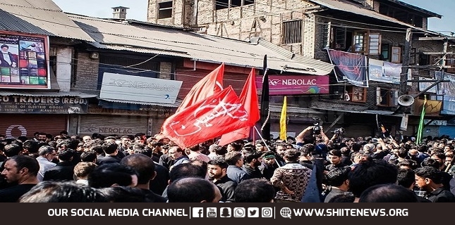 Muslims mark Ashura in Kashmir after police crackdown