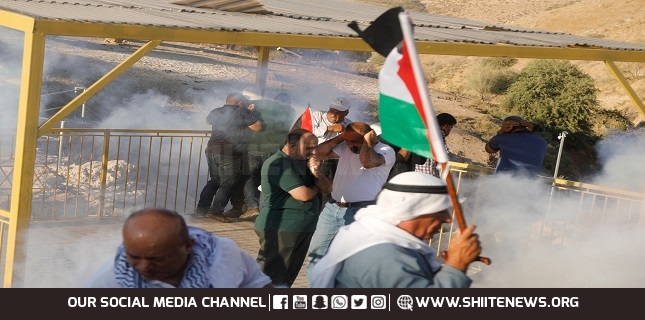 100+ injured as Israel attacks pro-prisoner rallies in West Bank