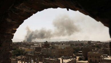 Saudi fighters pound Ta'iz Airport in Yemen