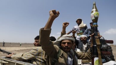 Yemeni army take control of key positions on border with Saudi Arabia