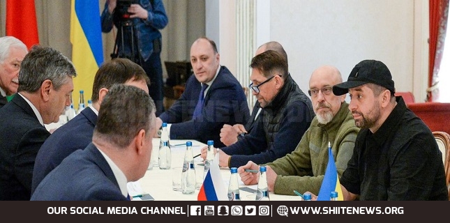 Ukraine, Russia teams to resume peace talks after citing progress