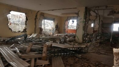 Israeli forces destroy home of Palestinian detainee, injure three