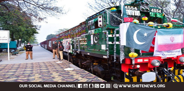 Pak-Iran freight train derails in Chagai