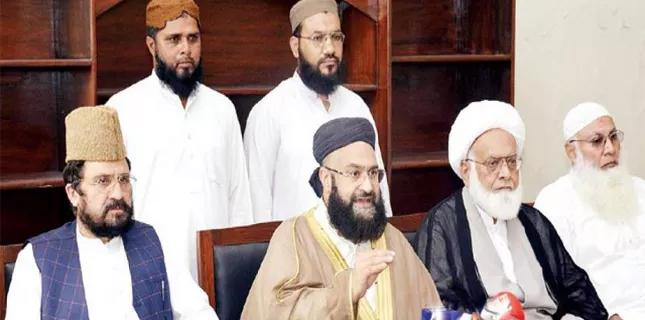 Shiite Muslims should have full permission to commence congregations, processions, Tahir Ashrafi