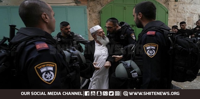 12 Palestinians arrested amid Zionist attack on Al-Aqsa mosque