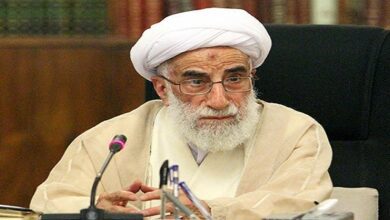 Ayatollah Jannati hails Raeisi adm. for neighborliness policy