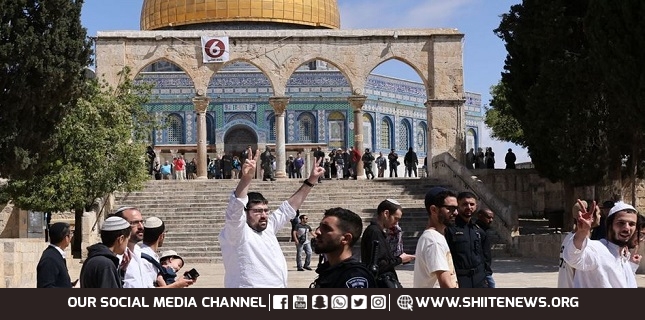 107 Jewish settlers defile Aqsa Mosque