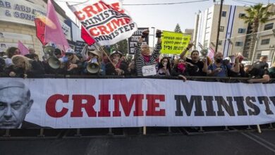 1000s in Israel rally against 'crime minister' Netanyahu's extremely far-right cabinet