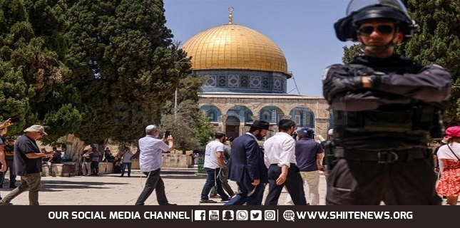 Israeli settlers storm al-Aqsa Mosque, perform provocative dances