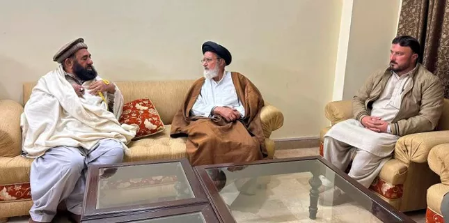 Former Senator Allama Abid Hussaini meets Allama Iftikhar Naqvi