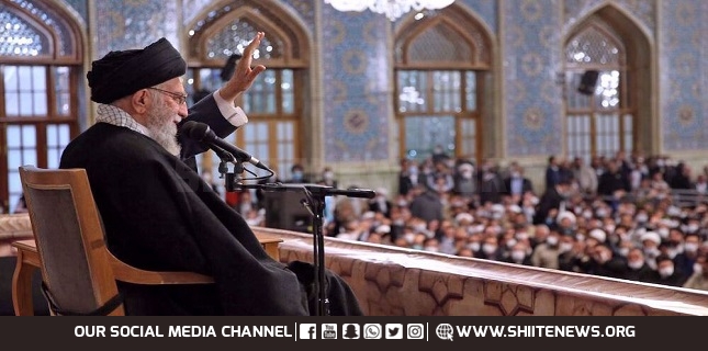 Ayatollah Khamenei praises Iranian nation for grand achievements despite sanctions