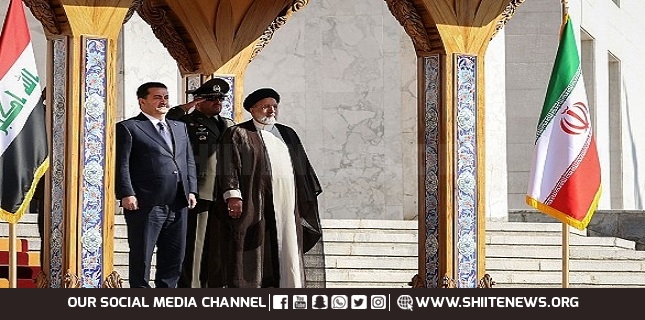 Iranian President Raeisi welcomes Iraqi President in Tehran
