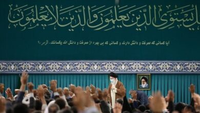 Ayatollah Khamenei appreciates Iranian teachers efforts