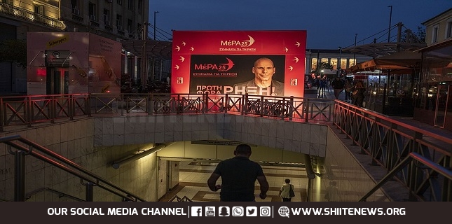 Greeks head to polls Sunday as right-wing party slated to win