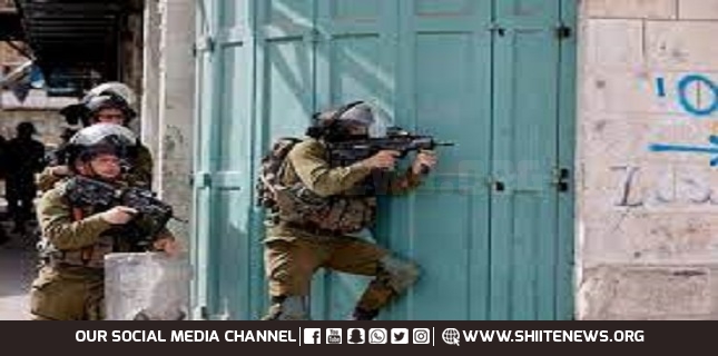 Zionist forces shoot Palestinian photojournalist in head