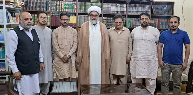 President Anjuman Imamia Baltistan holds important meetings with Allama Rahat, Governor GB Shiite News: President Anjuman Imamia Baltistan Syed Baqir Al Hussaini had important meetings in Gilgit with the central Imam e Jumma Gilgit Agha Rahat Al Hussaini and Governor Syed Mehdi Shah. Agha Baqir Al Hussaini thanked Imamia Markaz Gilgit especially Agha Rahat Al Hussaini for supporting the movement. The delegation met the governor Gilgit-Baltistan Syed Mehdi Shah along with Naib Imam Juma Wal-Jamaat and President Anjuman Imamiya Baltistan Agha Baqir Al-Husseini. In the meeting, there was a detailed discussion on water and electricity problems faced by Skardu city. Governor Gilgit-Baltistan Syed Mehdi Shah contacted Chairman WAPDA on the spot and informed Chairman WAPDA about the problems and concerns expressed by Agha Baqir Al Hussaini. Chairman WAPDA assured Governor Gilgit-Baltistan that the survey team will inspect Khattang Nala immediately after Eid, while after the survey Chairman WAPDA himself will visit and ensure the practical work on Khattang Nala diversion. Governor Syed Mehdi Shah has assured Agha Baqir and the Ulama of Baltistan that after the conversation with the Chairman WAPDA, he is hopeful that soon, God willing, the Chairman WAPDA and the survey team will visit and discuss the issues of water and electricity in this area. Agha Baqir Al Hussaini said that our movement will continue and there will be no change in it. On which Governor Gilgit-Baltistan Syed Mehdi Shah said that if WAPDA authorities do not take practical steps on this, I myself will fully support whatever decision you and the center take and I also assure you of all possible cooperation.