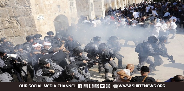 Palestinian worshipers injured by Israeli assault at Al-Aqsa