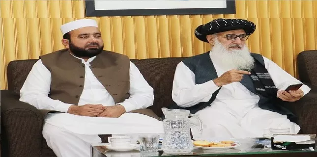 Innocent citizens being humiliated in Parachinar, Ahl-e-Sunnat Scholar