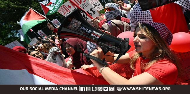 ‘Coward Biden’: Pro-Palestinian protesters stage ‘red line’ rally at White House