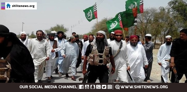 Lashkar Jhangvi threatens to kill pilgrims trapped in Taftan