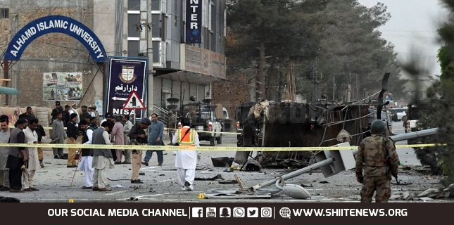 Cop among 12 injured in Quetta blast targeting police van
