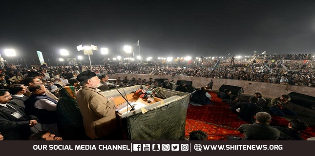 Recitation of Iranian Qurrah at Minar e Pakistan amuse audience