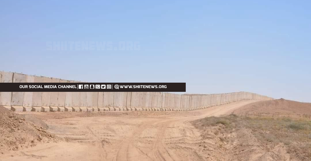 Iraq sets up tents for Syrian soldiers entering its territory