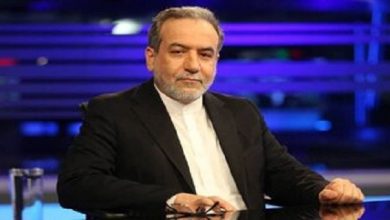 Foreign minister says Iran stands with Iraq to thwart unlawful U.S. moves