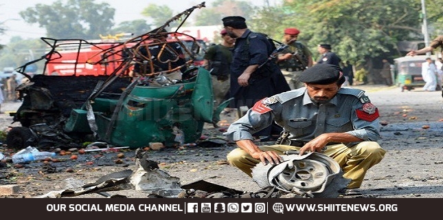 Lashkar-e-Jhangvi terrorists attack Bannu check post, terrorists flee after response