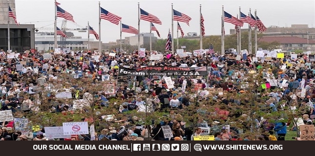Thousands Rally across US to Protest Trump, Musk Policies