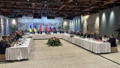 Russia proposes new Ukraine talks, Kyiv demands terms upfront