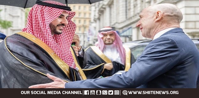 Saudi defense minister holds talks with UK security, defense officials