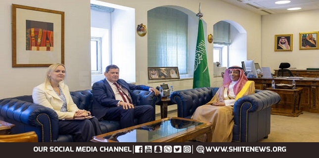 Saudi deputy FM receives UK ambassador in Riyadh