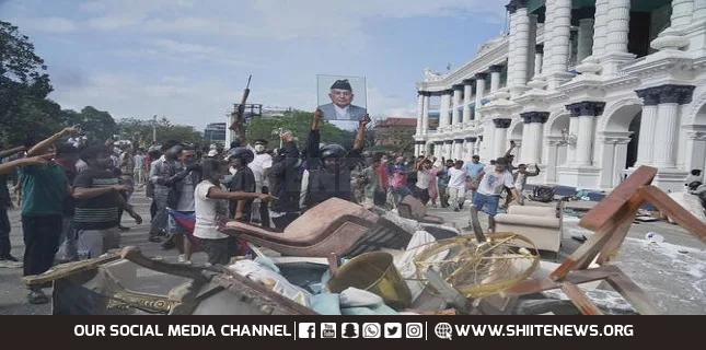 Army tries to restore order in Nepal after protest violence intensifies