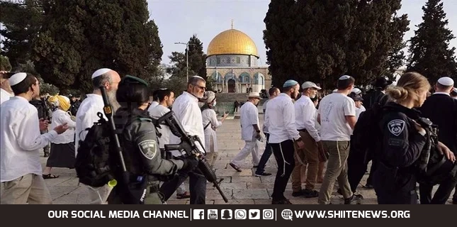 Illegal settlers storm al-Aqsa Mosque under protection of Israeli forces