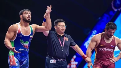 Leader congratulates Iran's national freestyle wrestling team on winning world title